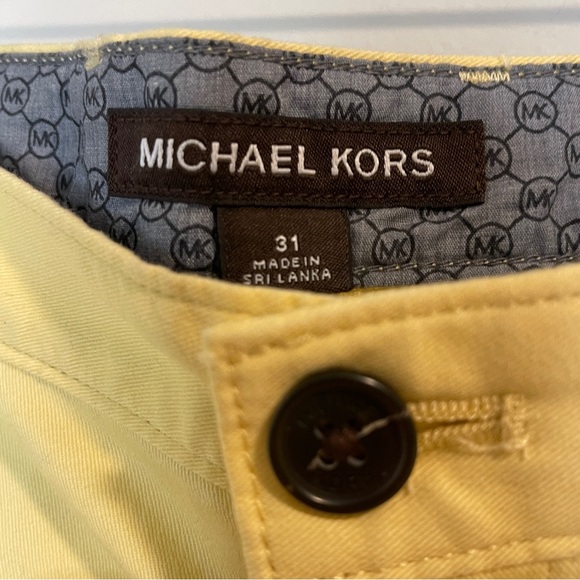 Michael Kors Mens Tailored Spring 1 Classic Fit Pale Yellow Shorts Size 31 - Picture 3 of 7